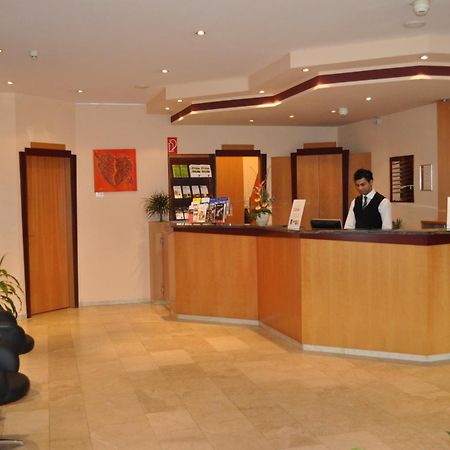 Trip Inn Hotel Frankfurt Airport Rüsselsheim Exteriör bild