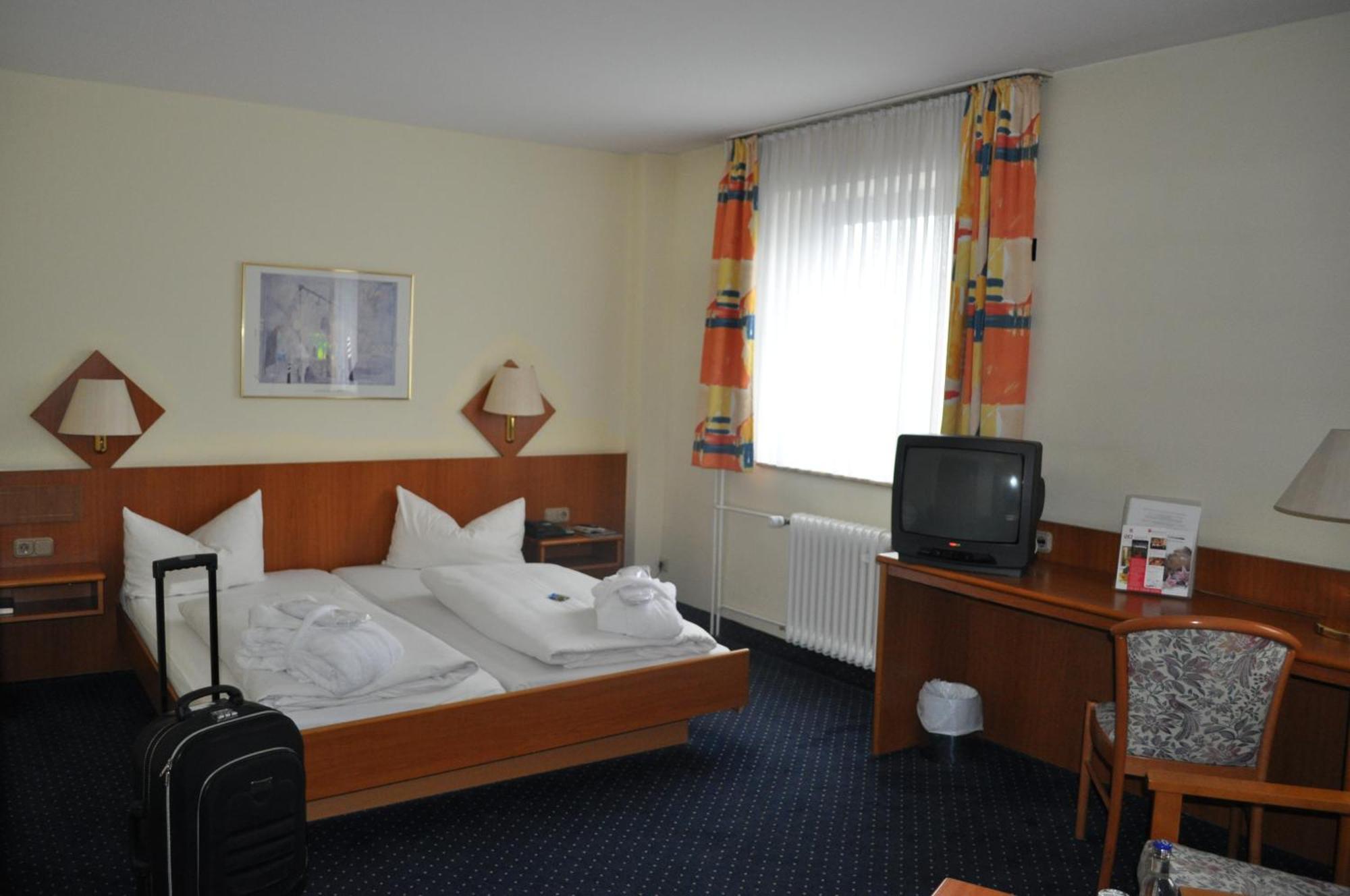 Trip Inn Hotel Frankfurt Airport Rüsselsheim Exteriör bild