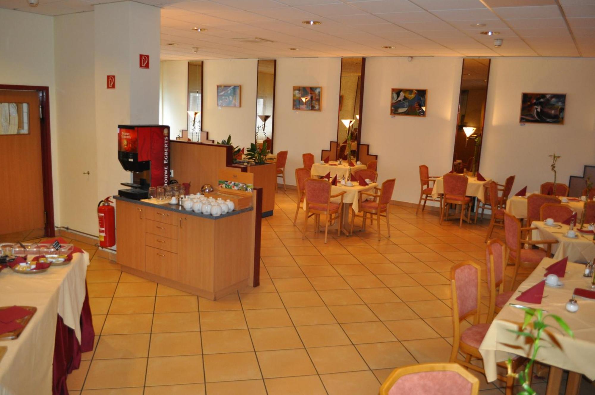 Trip Inn Hotel Frankfurt Airport Rüsselsheim Exteriör bild