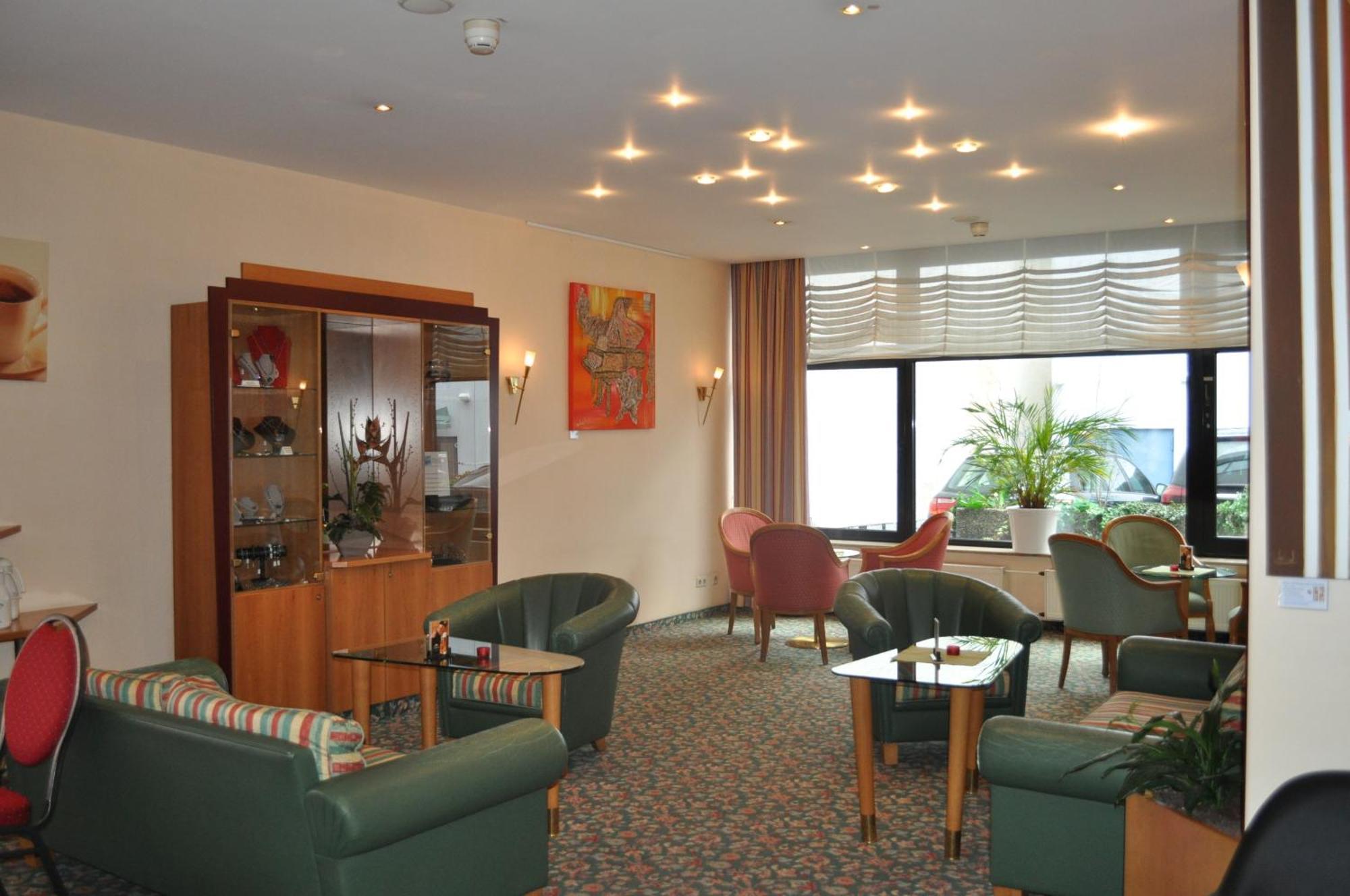Trip Inn Hotel Frankfurt Airport Rüsselsheim Exteriör bild