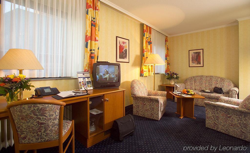 Trip Inn Hotel Frankfurt Airport Rüsselsheim Exteriör bild