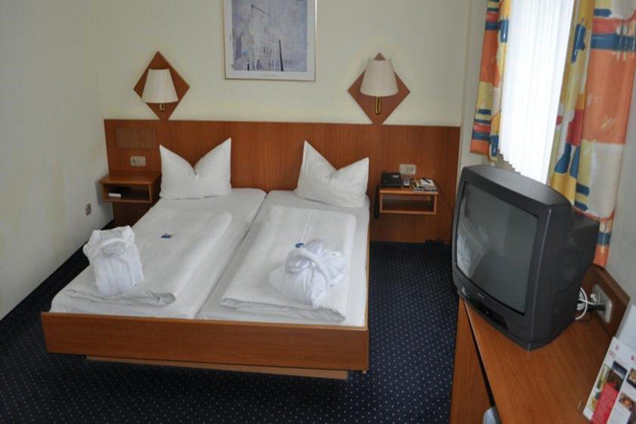 Trip Inn Hotel Frankfurt Airport Rüsselsheim Exteriör bild