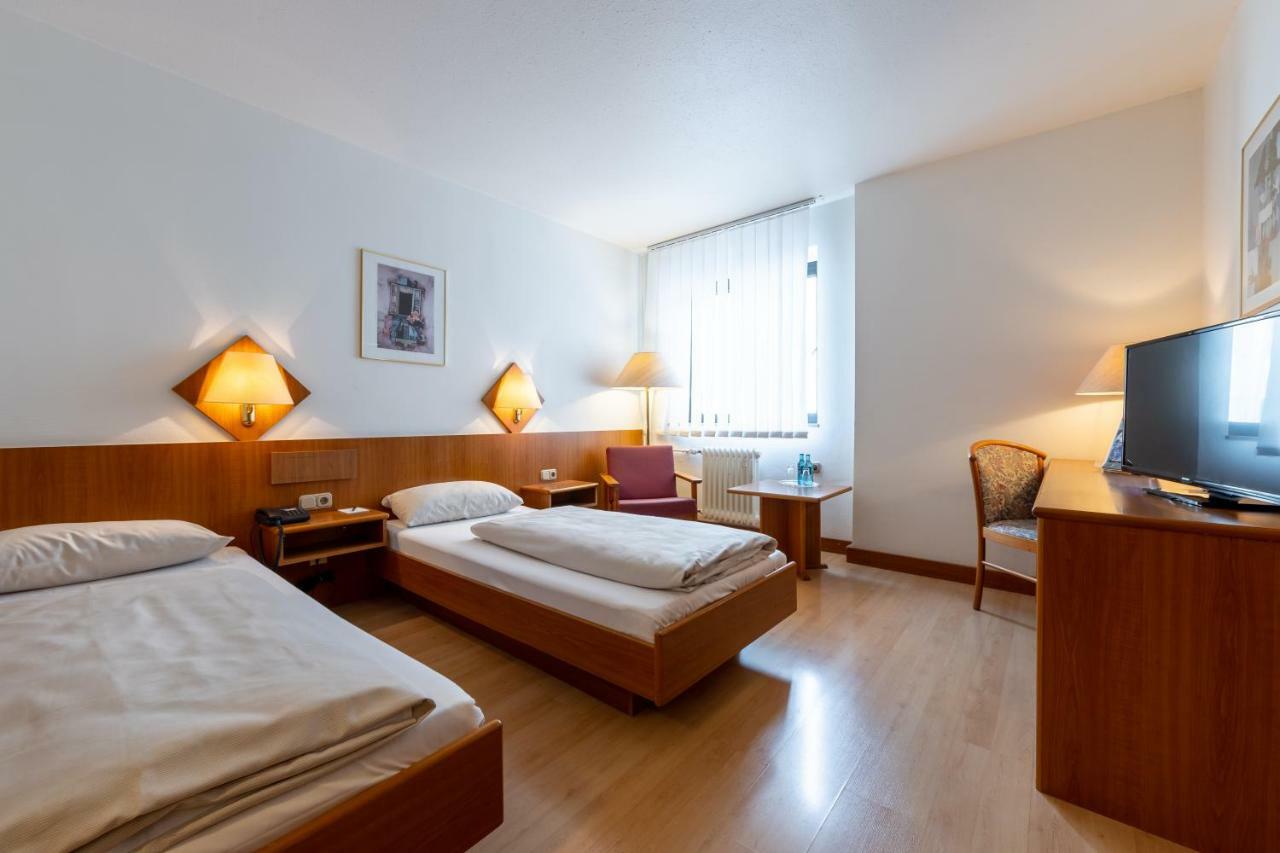 Trip Inn Hotel Frankfurt Airport Rüsselsheim Exteriör bild