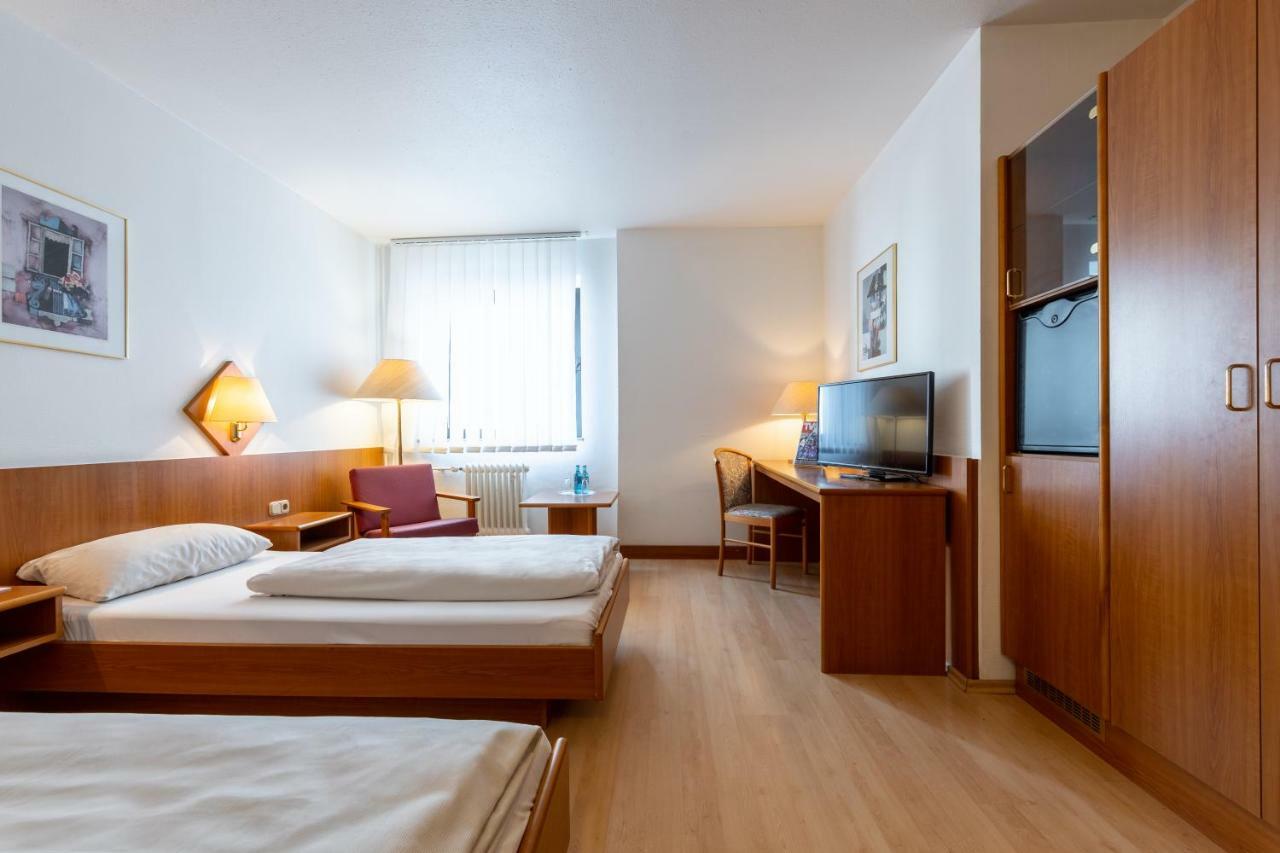 Trip Inn Hotel Frankfurt Airport Rüsselsheim Exteriör bild
